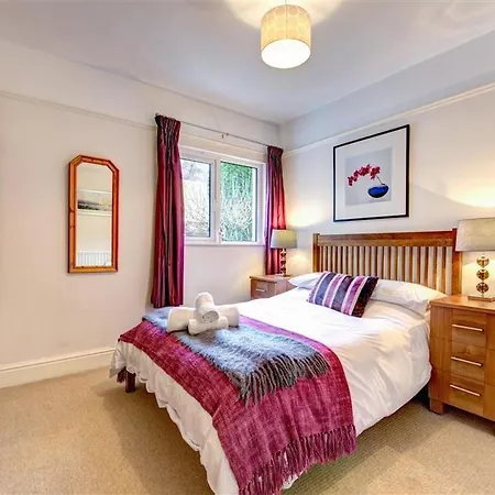 度假居 Luxurious Holiday At Waterhead With Garden *